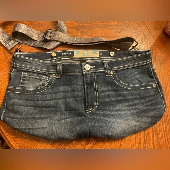 Stylish Boho & Blingy Removable Adjustable Strap “Made By Me”Crossbody Jean Bag! - Picture 8 of 16